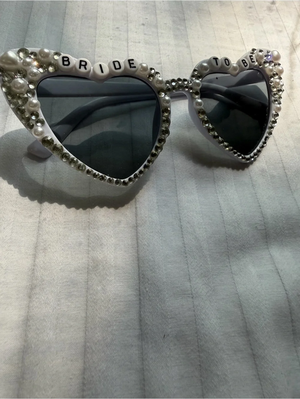 White Heart Pearl Rhinestone “Bride To Be”Sunglasses